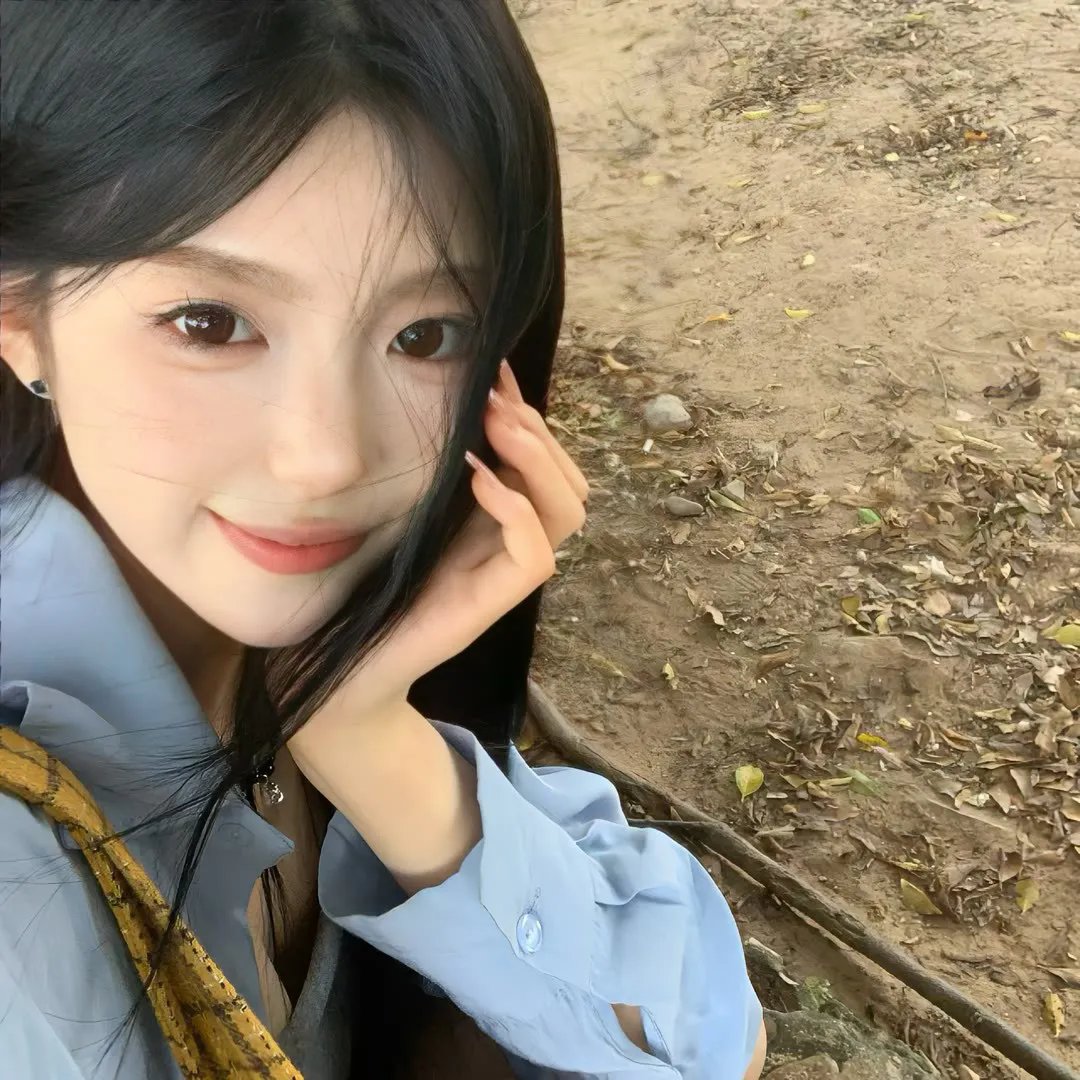 艳谍飘香
